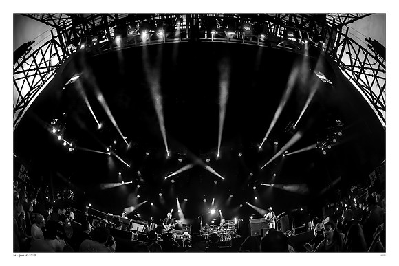 20x30 - Phish Alpharetta 8-4-18 - BW - eafoto